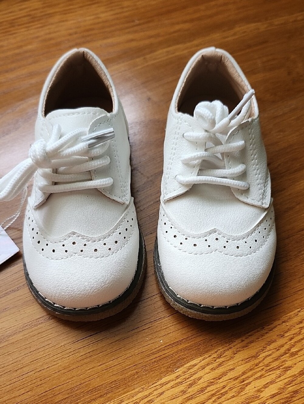 MG Baby Toddler 5.5 White Faux Leather Brogue Shoes NEW with Tags
